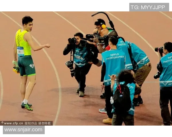 北京羽毛球队在钻石联赛中的精彩表现与实力分析