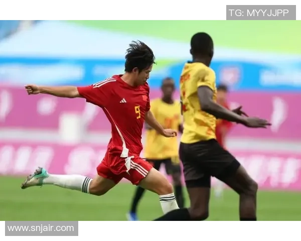 陈腾达足球：探索中国足球新星的崛起与未来发展之路